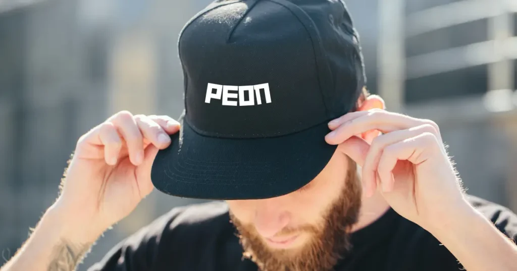 a man wearing a peon hat
