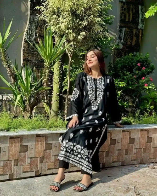 Indian Chikan Kari Kurti - 2